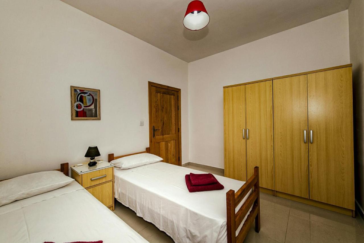 Marble Arch Apt. Apartamento San Julián Exterior foto